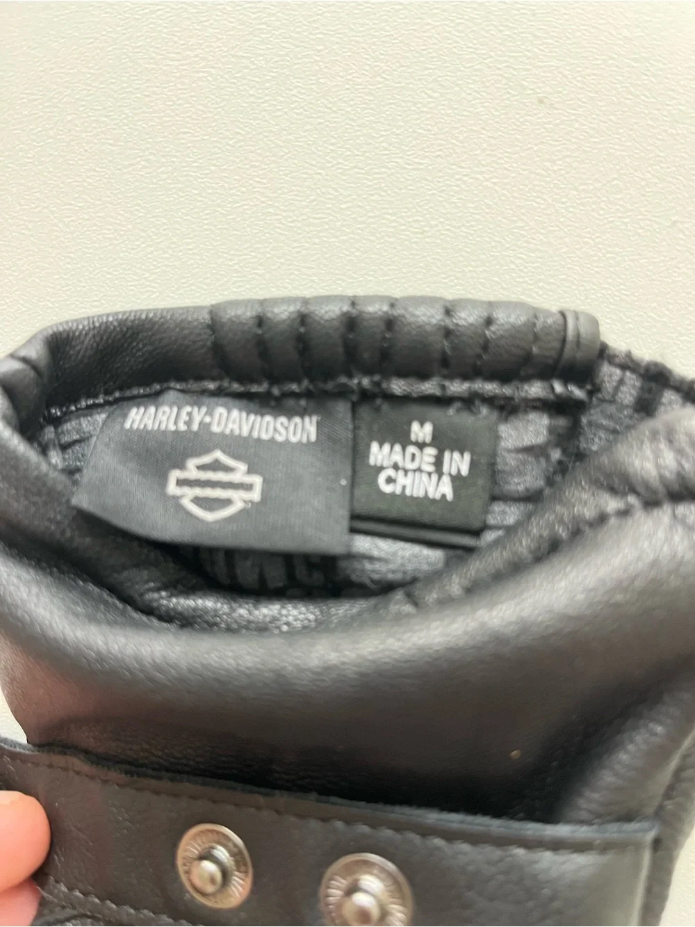 Black Leather Riding Gloves with Zipper Closure size Medium